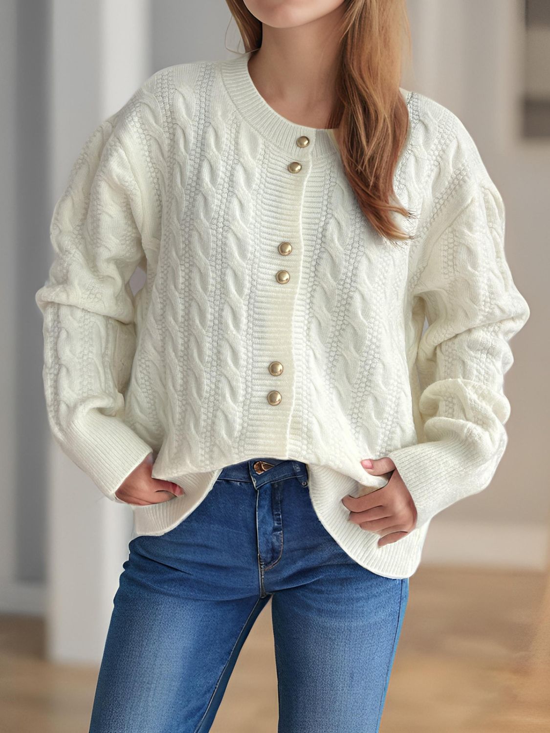 Cable-Knit Round Neck Long Sleeve Cardigan